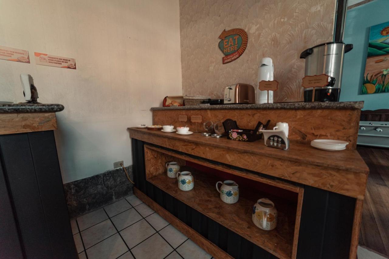 Villa Bonita Hostel Riobamba Bagian luar foto